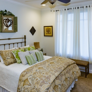 15-Downstairs Bedroom-2