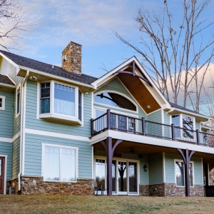16-House-Lakeside View